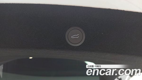 Tesla Model Y 2025, фото 27