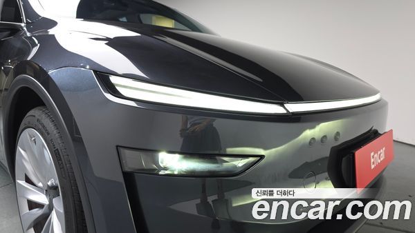 Tesla Model Y 2025, фото 7