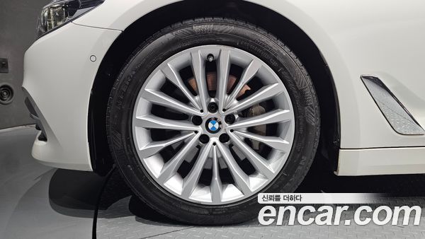 BMW 5 Series 2020, фото 4