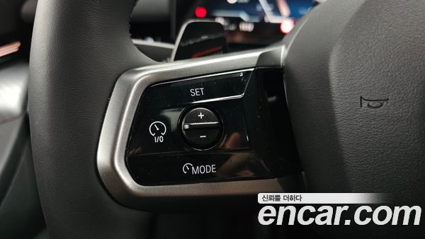 BMW 5 Series 2024, фото 30