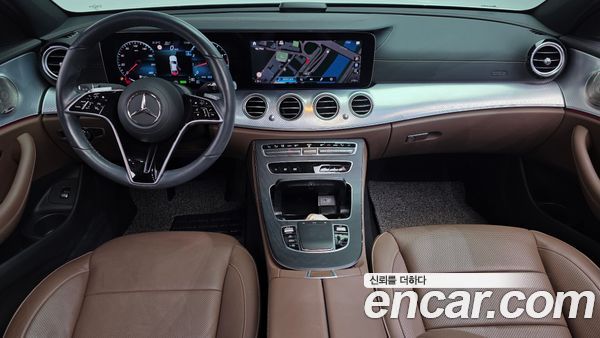 Mercedes-Benz E-Class 2021, фото 10
