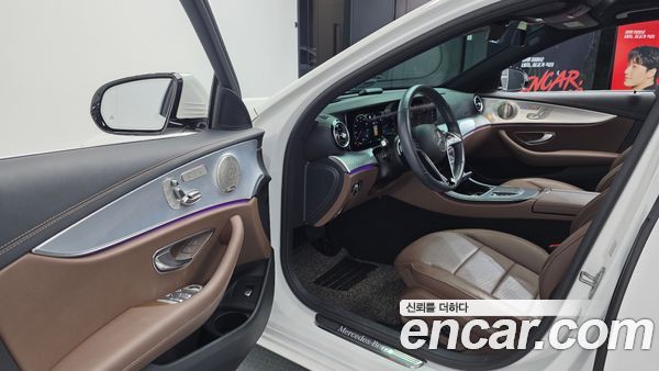 Mercedes-Benz E-Class 2021, фото 13