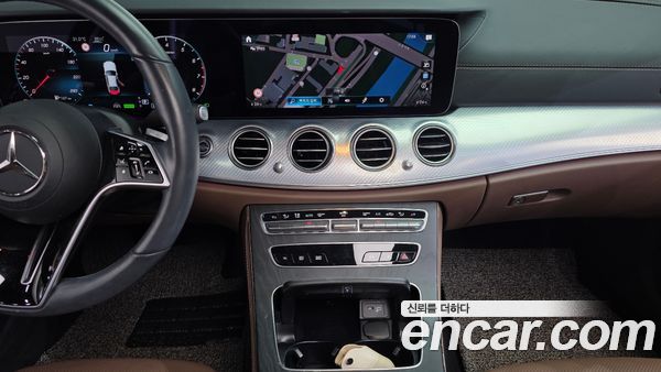 Mercedes-Benz E-Class 2021, фото 29