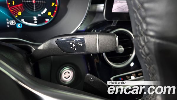 Mercedes-Benz GLC 2020, фото 12
