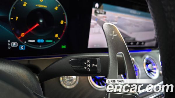 Mercedes-Benz E-Class 2022, фото 9