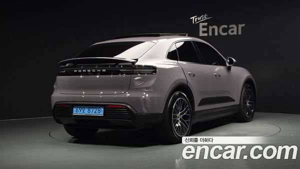 Porsche Macan 2025, фото 2