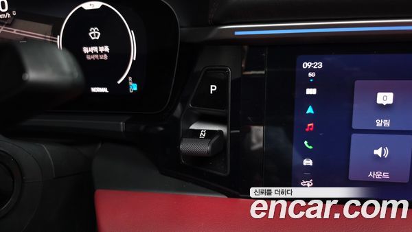 Porsche Macan 2025, фото 9