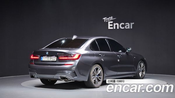 BMW 3 Series 2022, фото 2