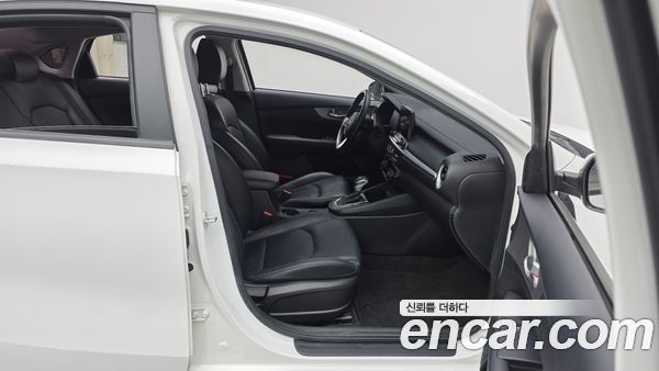 Kia K3 2021, фото 11