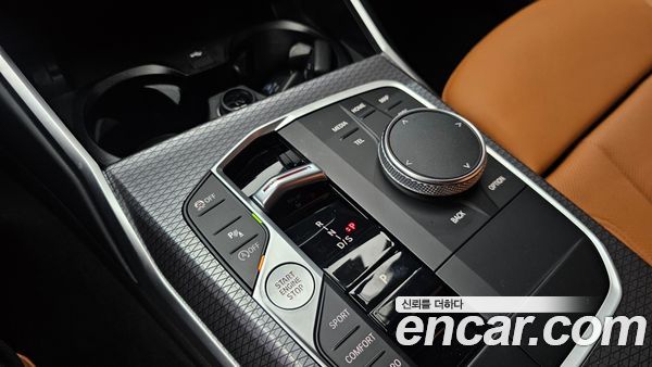 BMW 3 Series 2024, фото 12
