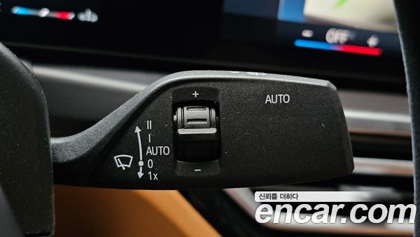 BMW 3 Series 2024, фото 23