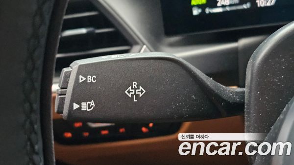 BMW 3 Series 2024, фото 24