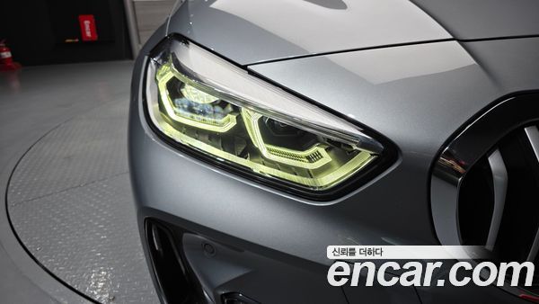 BMW 1 Series 2023, фото 8