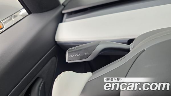 Tesla Model 3 2020, фото 27