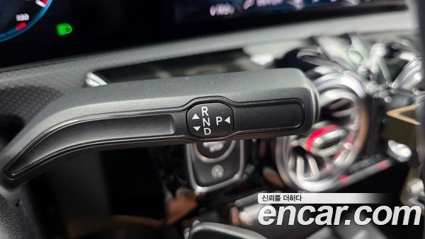 Mercedes-Benz A-Class 2021, фото 9