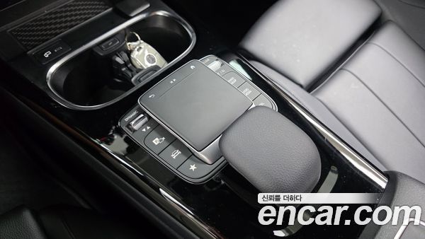 Mercedes-Benz A-Class 2021, фото 18