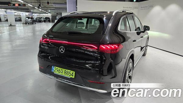 Mercedes-Benz EQE 2026, фото 4