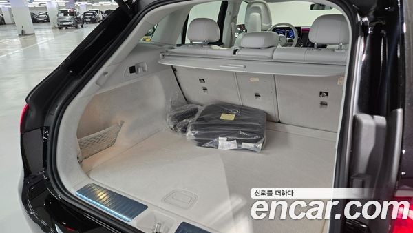 Mercedes-Benz EQE 2026, фото 10