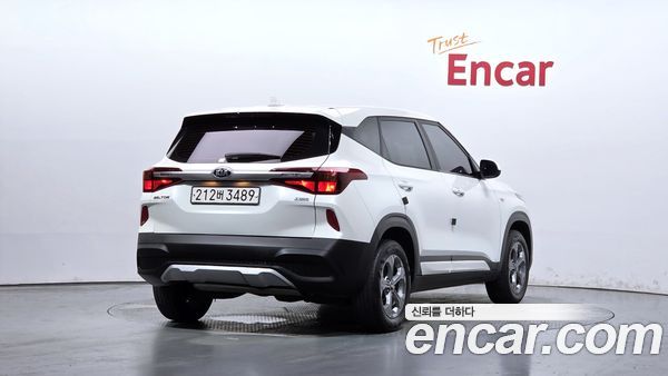 Kia Seltos 2022, фото 2