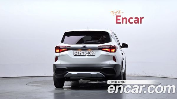 Kia Seltos 2022, фото 4