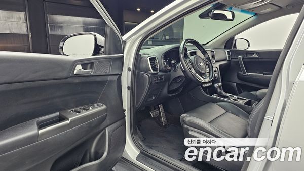 Kia Sportage 2022, фото 13