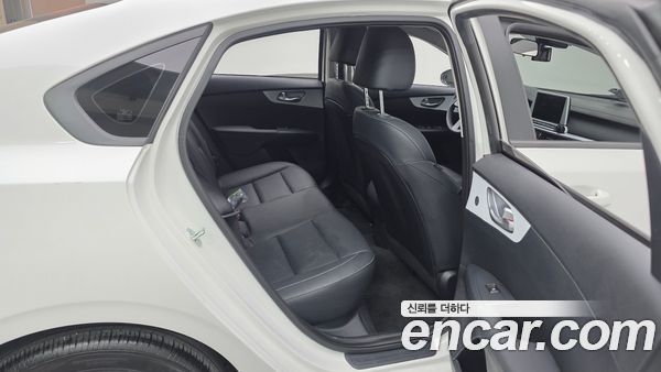 Kia K3 2023, фото 11