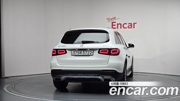 Mercedes-Benz GLC 2020, фото 4