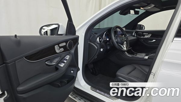 Mercedes-Benz GLC 2020, фото 10