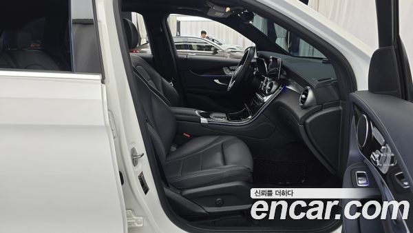 Mercedes-Benz GLC 2020, фото 11