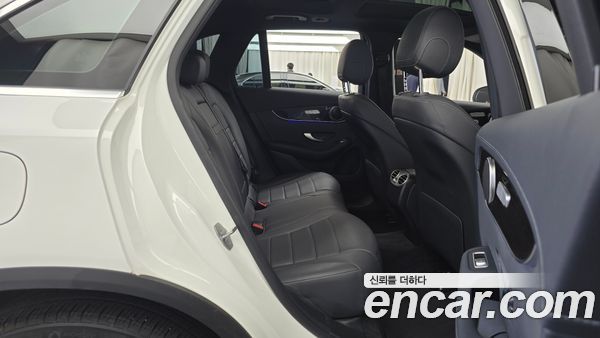 Mercedes-Benz GLC 2020, фото 12