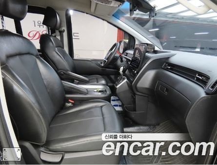 Hyundai Staria 2022, фото 10