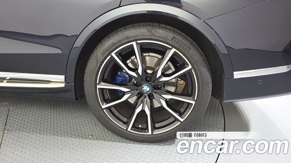 BMW X7 2022, фото 7