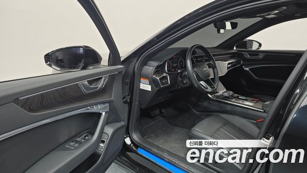 Audi A6 2021, фото 12