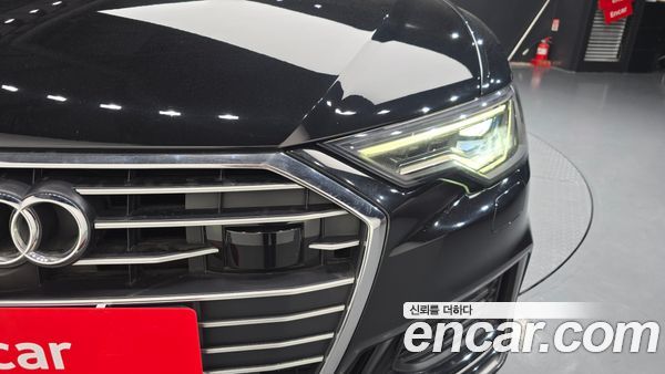 Audi A6 2021, фото 7