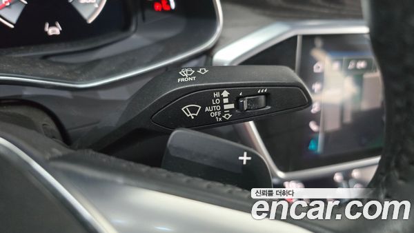 Audi A6 2021, фото 26