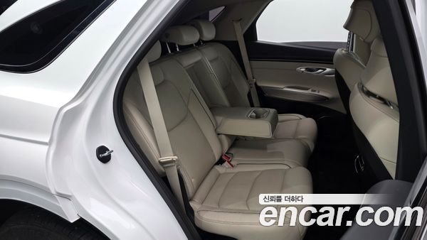 Genesis GV70 2021, фото 11