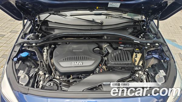 BMW 1 Series 2021, фото 6