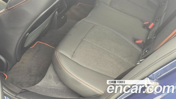 BMW 1 Series 2021, фото 11