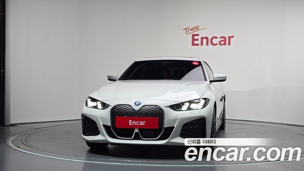 BMW i4 2025, фото 3