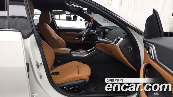 BMW i4 2025, фото 17