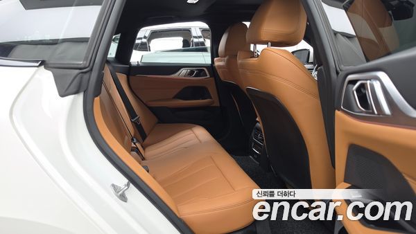BMW i4 2025, фото 18