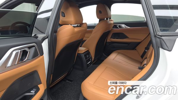 BMW i4 2025, фото 16