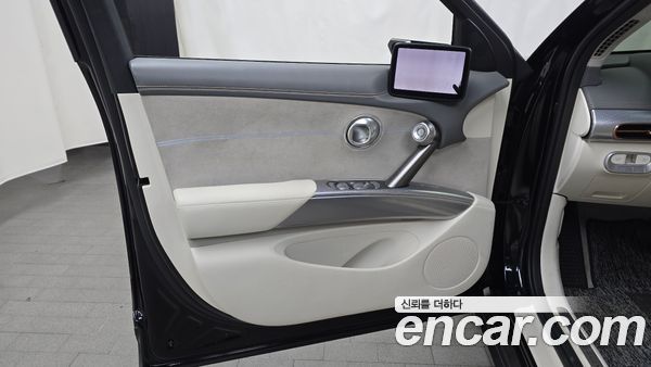 Genesis GV60 2023, фото 13