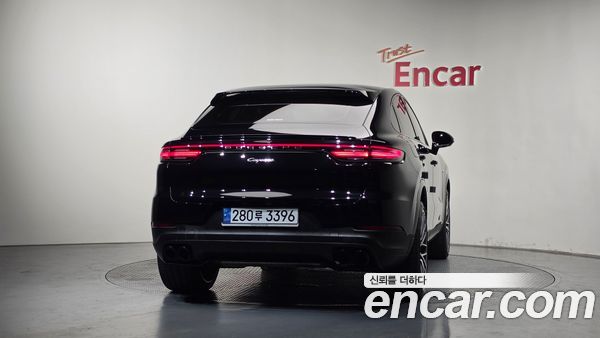 Porsche Cayenne 2020, фото 4