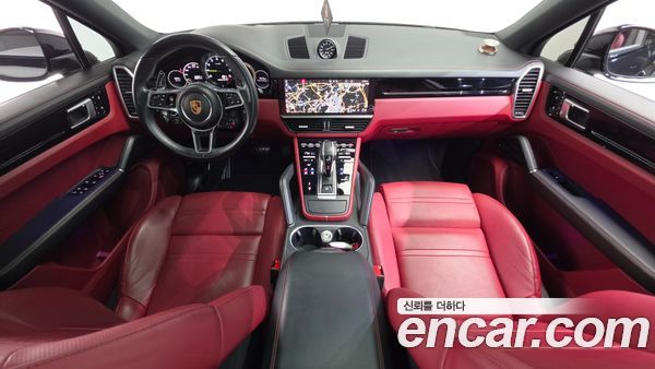 Porsche Cayenne 2020, фото 7