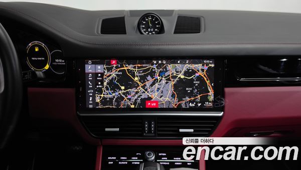 Porsche Cayenne 2020, фото 13