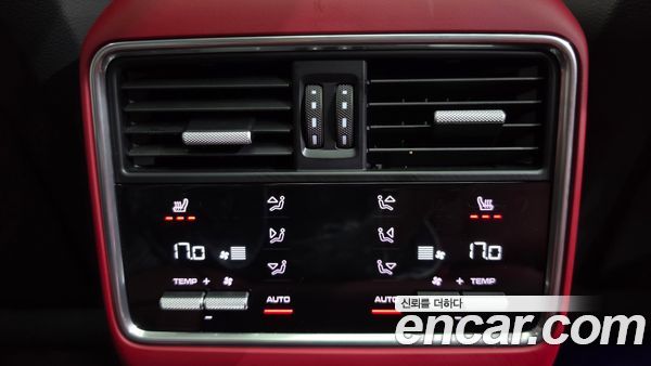 Porsche Cayenne 2020, фото 20