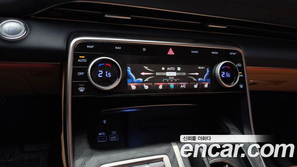 Genesis GV80 2021, фото 23