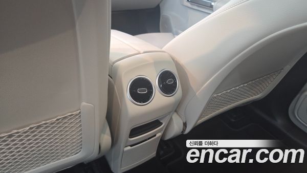 Mercedes-Benz EQB 2026, фото 14