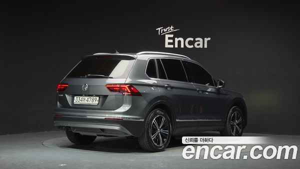 Volkswagen Tiguan 2020, фото 2
